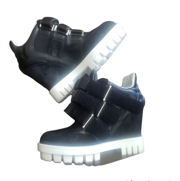 Katie Grand Loves Hogan Wedge Sneakers - Picture 4 of 13